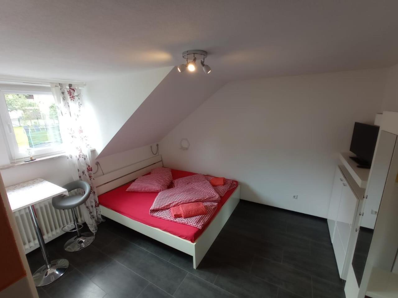 Weingut Im Moselkrampen Apartment Еленц-Полтерсдорф Екстериор снимка